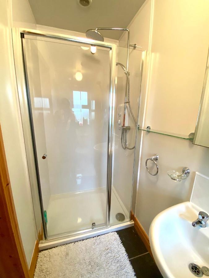 3 Bedroom House Located In Centre Of Carndonagh Dış mekan fotoğraf